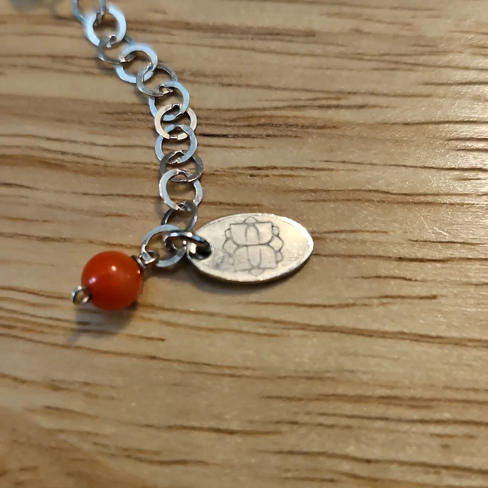 Anne Vaughan Necklace - Picture 2 of 4